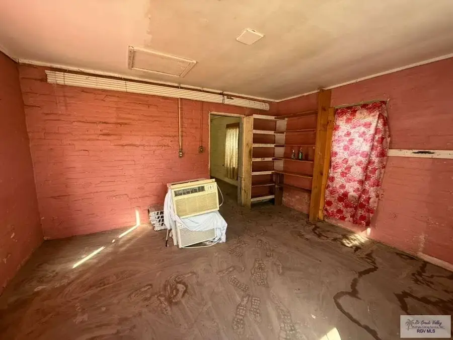 2035 E Harrison St., Brownsville, TX 78520 - #3