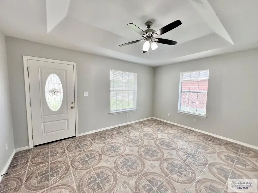604 Bougainvillea Dr., Los Fresnos, TX 78566 - #3