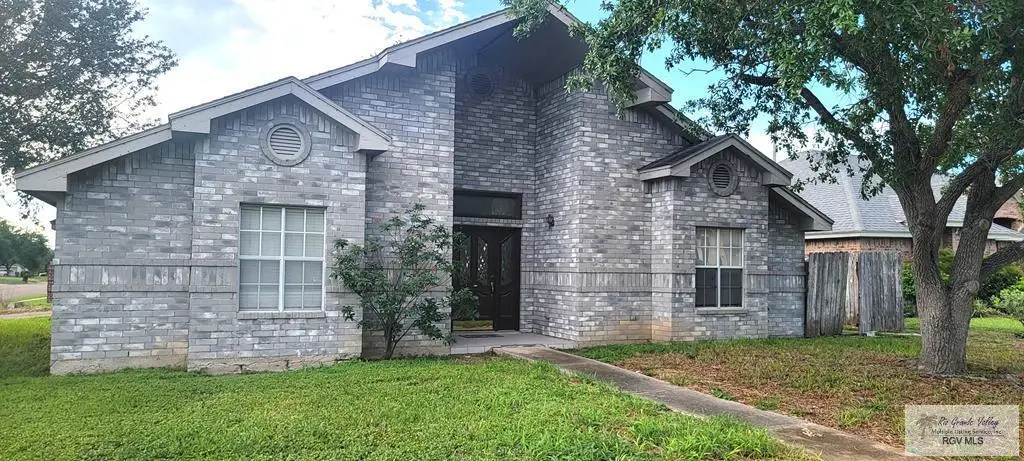 2901 Lakewood Ct., Harlingen, TX 78550 - #1