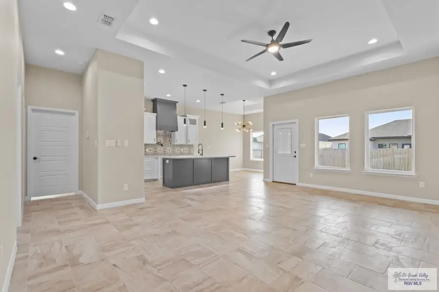 325 N Janet Cir, La Feria, TX 78559 - #2