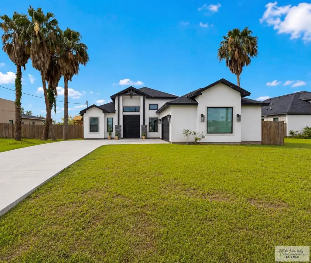 33262 Balandre St, Los Fresnos, TX 78566 - #1