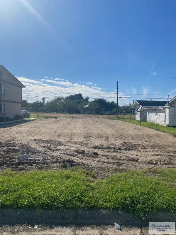 906 E Adams, HARLINGEN, TX 78550
