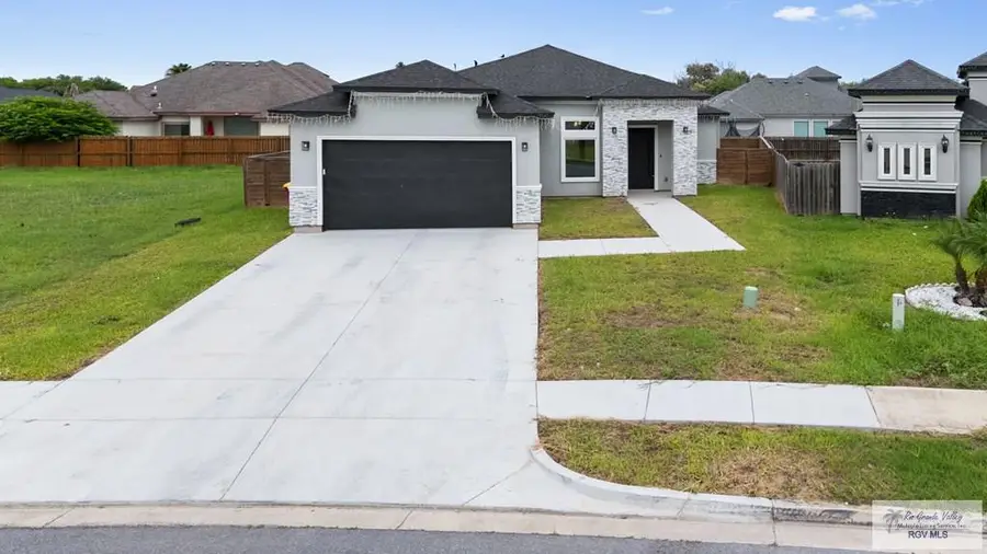 7161 Lago Vista, Brownsville, TX 78520 - #2