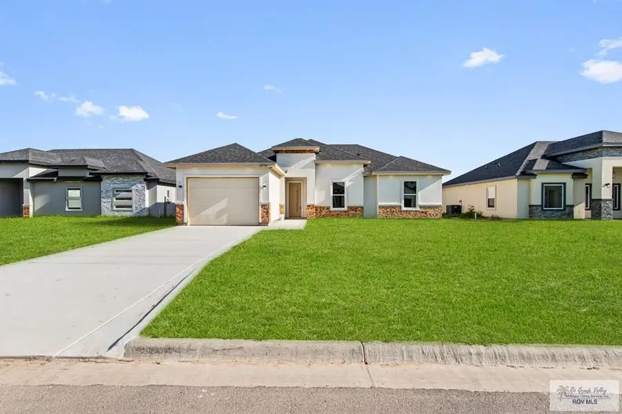 32746 Jorge St, Los Fresnos, TX 78566 - #2