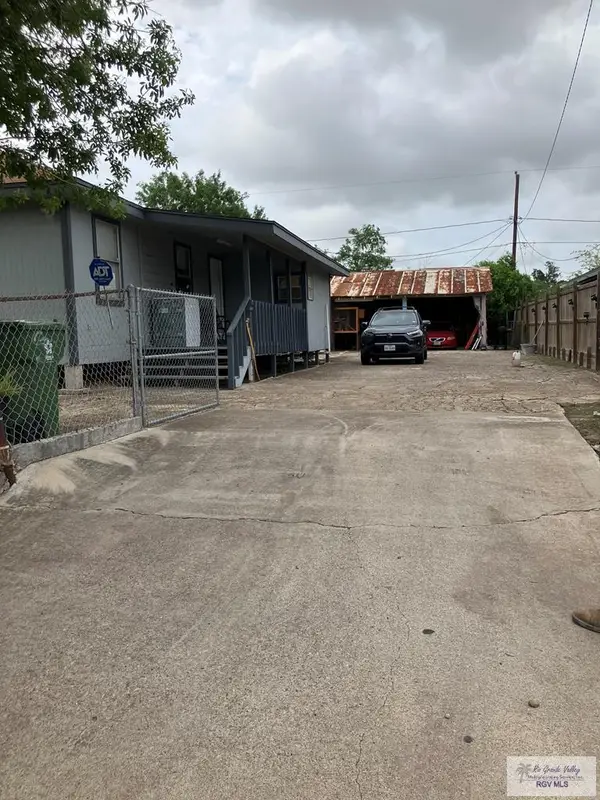 2418 Gregory Ave., BROWNSVILLE, TX 78526