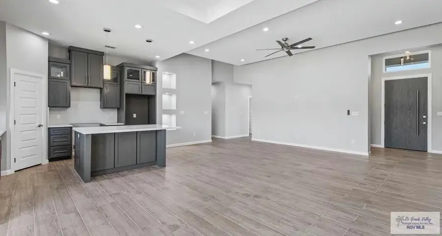 9488 S Queen Palm, Los Fresnos Laureles, TX 78566 - #2