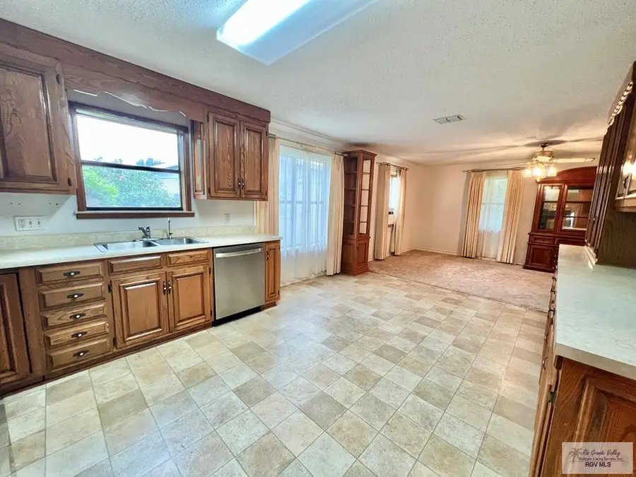 142 W Ebano Ct., Harlingen, TX 78550 - #3