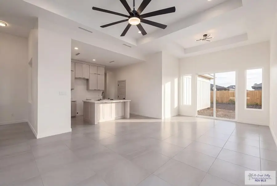 122 Orchid Dr., Los Fresnos, TX 78566 - #3