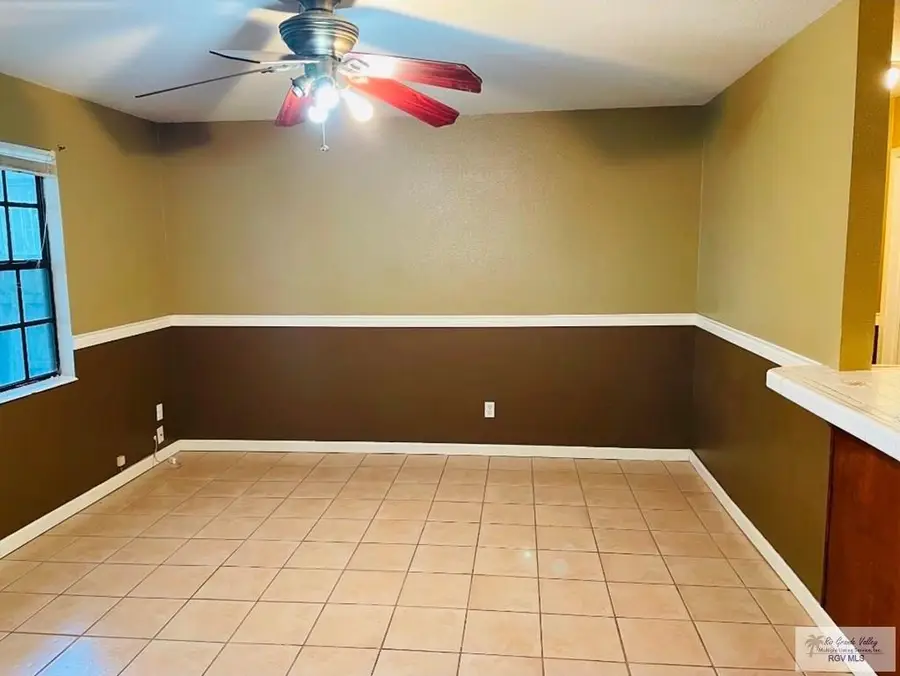 225 La Donna Ave., Santa Rosa, TX 78593 - #3