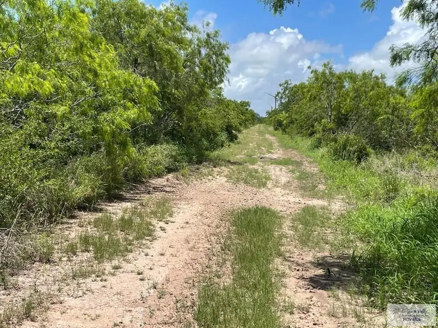 939.12 Acres State Highway 100, East Cameron, TX 78566 - #2