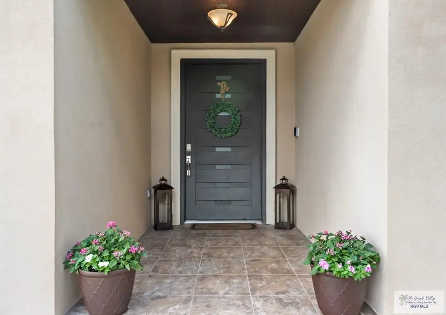 3105 West Lake Ave., Brownsville, TX 78520 - #3