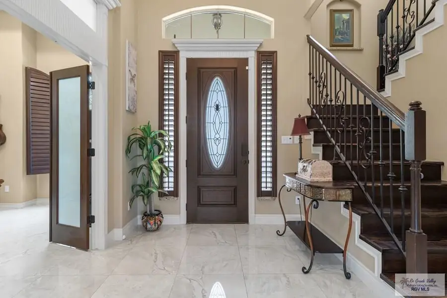 2021 Stonehaven Dr., Harlingen, TX 78552 - #3