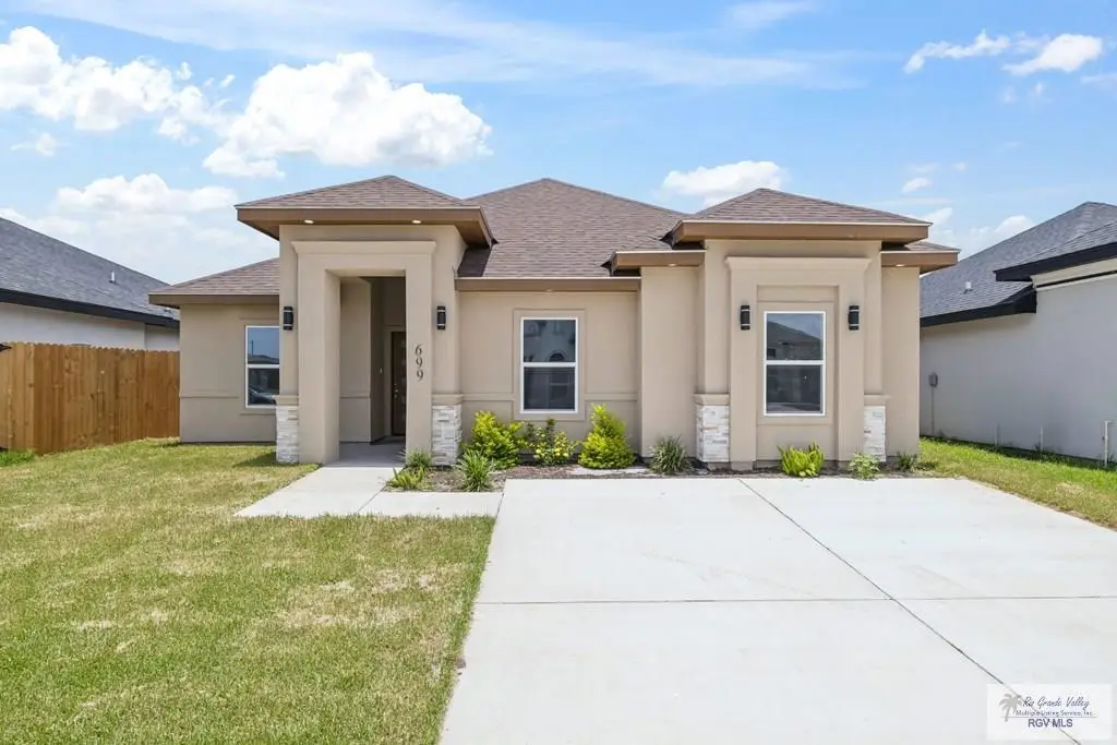 699 Foster Ln, Brownsville, TX 78521 - #1