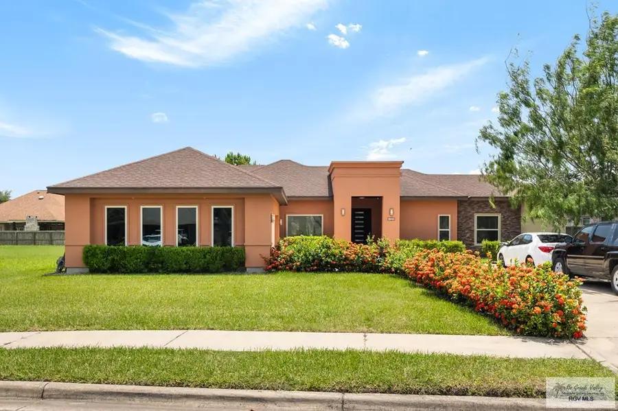 1820 Green Ct, Brownsville, TX 78520 - #2