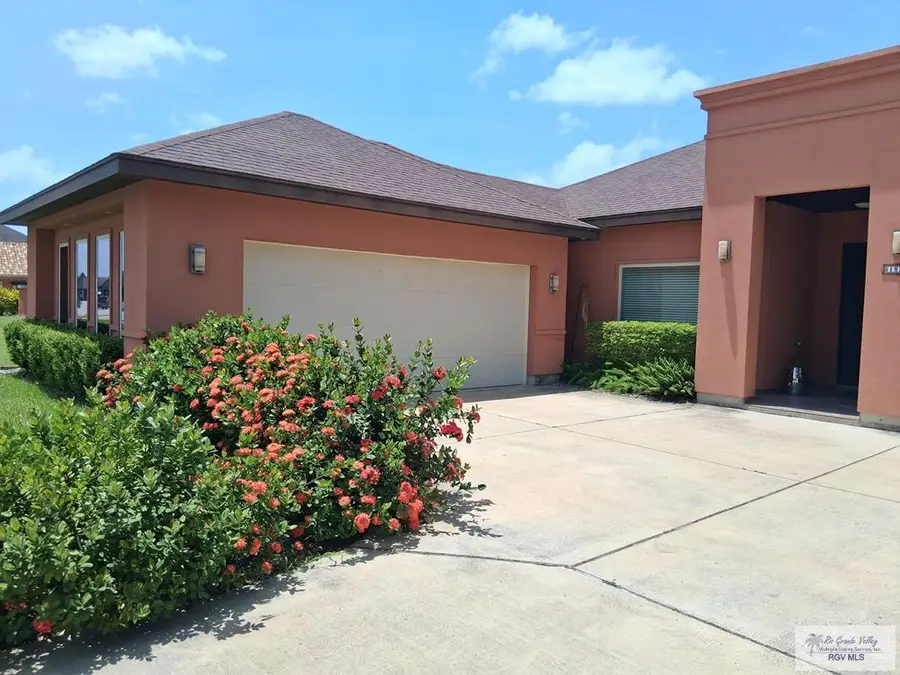 1820 Green Ct, Brownsville, TX 78520 - #3