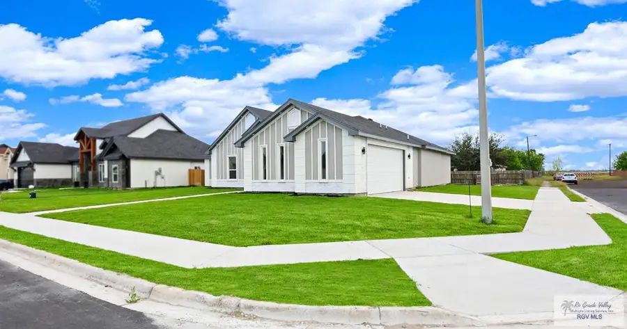 9761 Heights South, Harlingen, TX 78552 - #2