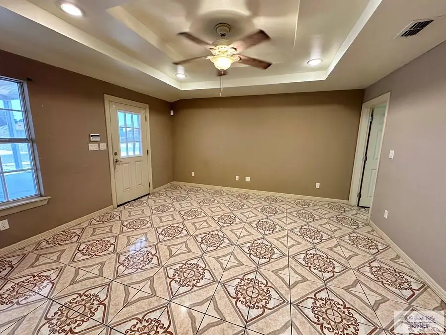 Address Withheld By Seller, Mission, TX 78572 - #2