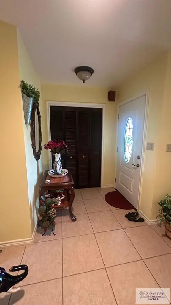 4055 Retama Dr., Brownsville, TX 78521 - #3