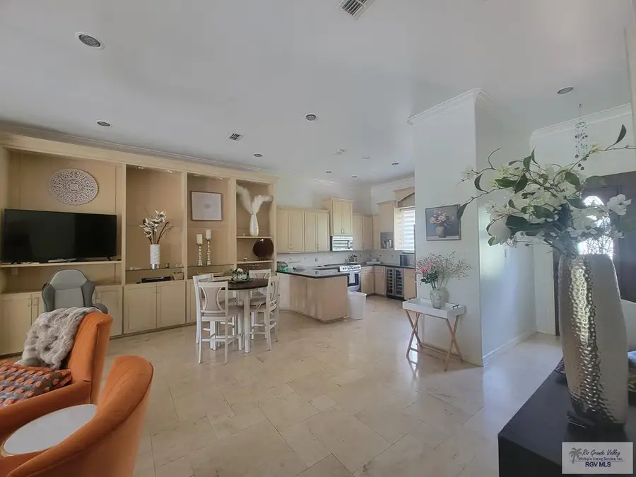 916 Balboa Ave., Rancho Viejo, TX 78575 - #3