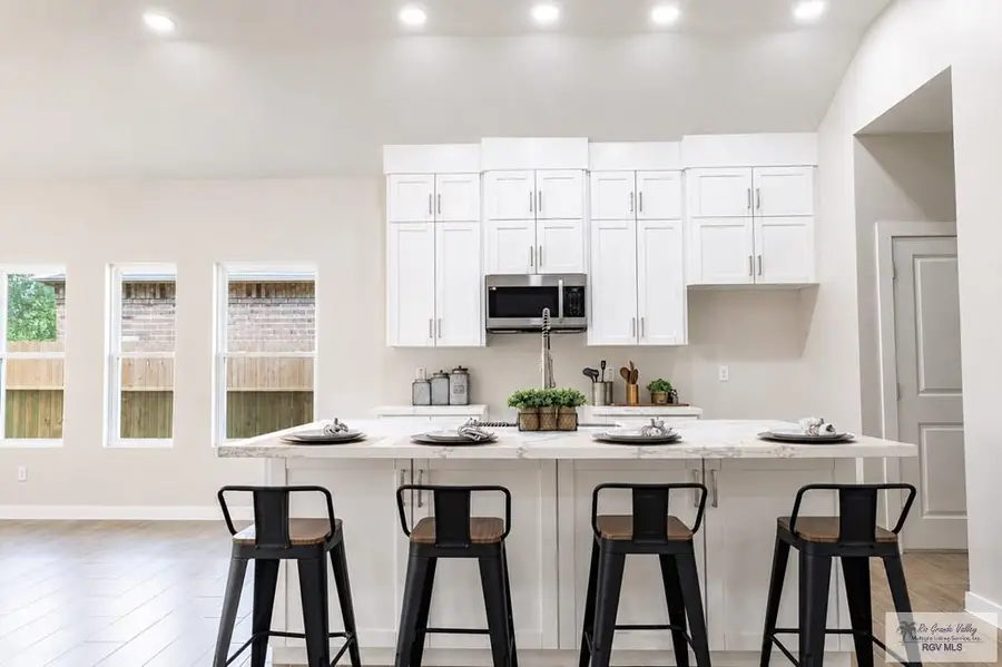 4306 Casamigos St, Harlingen, TX 78552 - #3