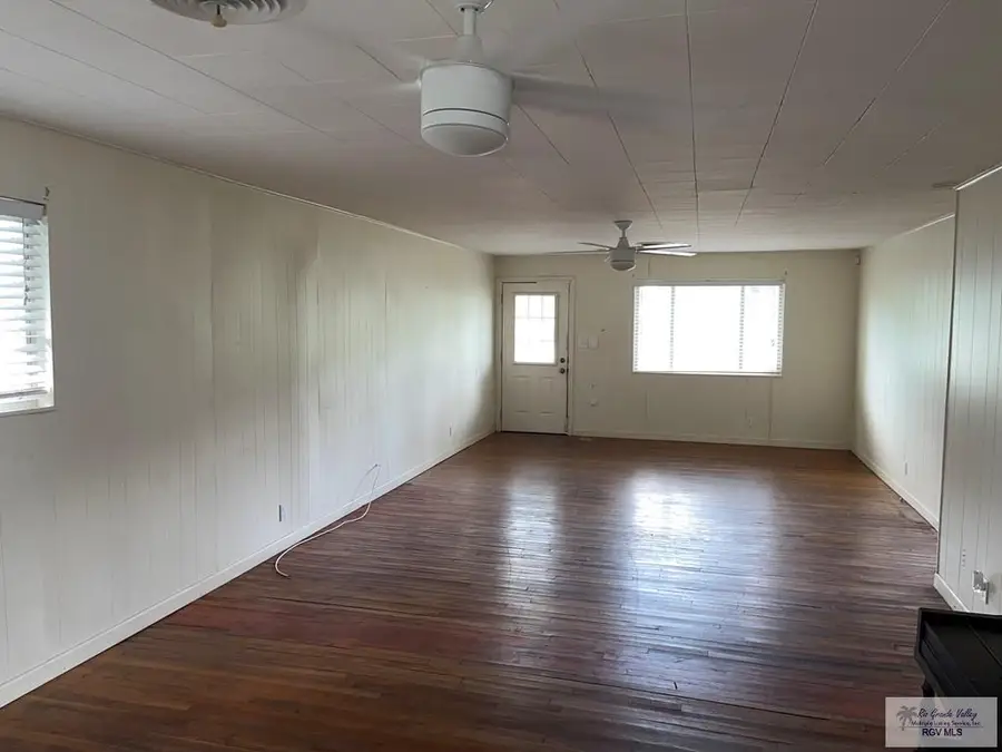 2705 Garrett Rd., Harlingen, TX 78552 - #2