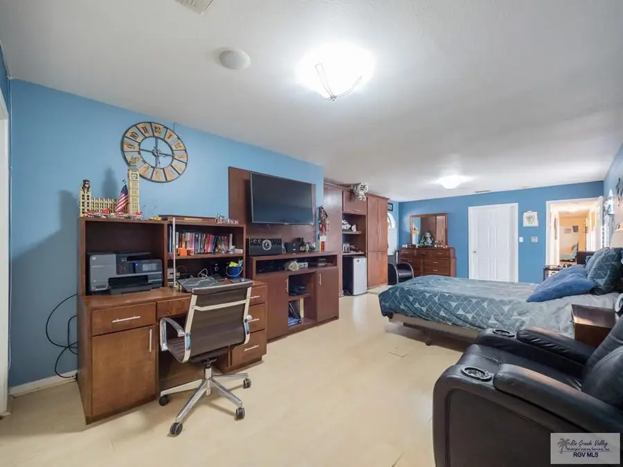93 Pizarro Ave., Rancho Viejo, TX 78575 - #2