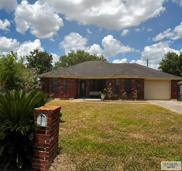583 Rios Cir East, RAYMONDVILLE, TX 78580