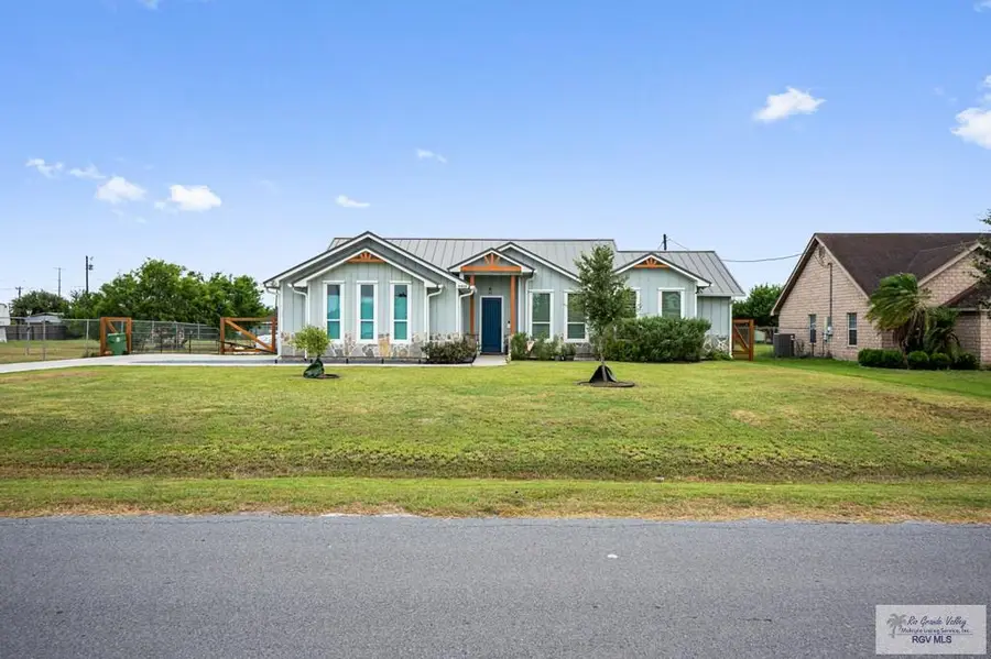 33038 Bluejay Cir., Los Fresnos, TX 78566 - #2