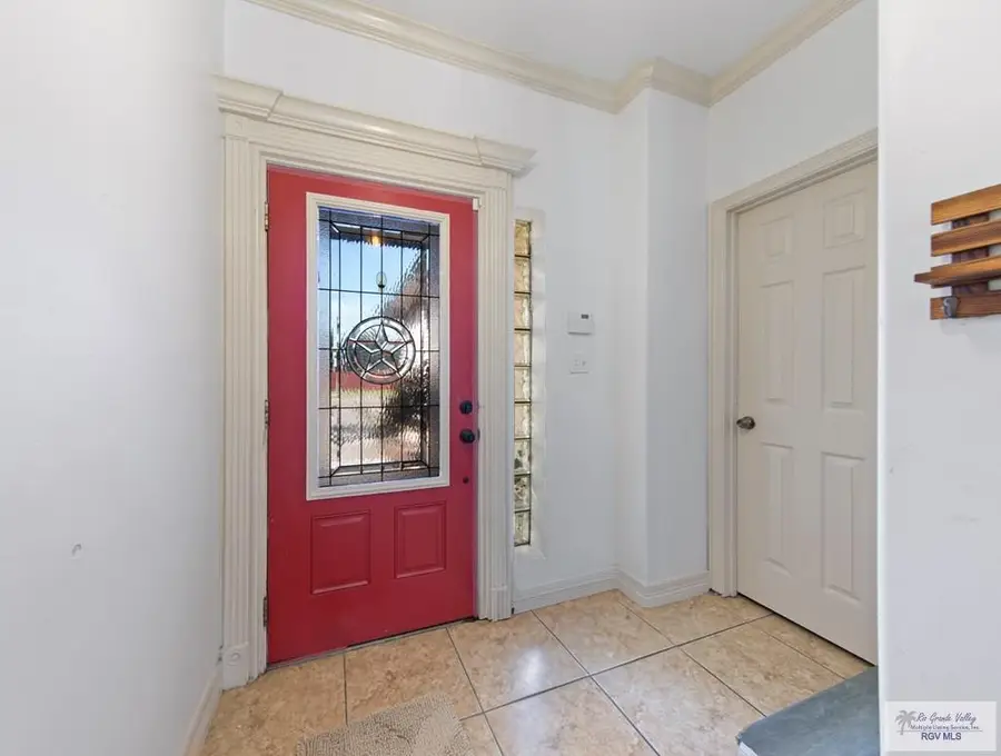 5301 Los Arboles Ave., Brownsville, TX 78520 - #3
