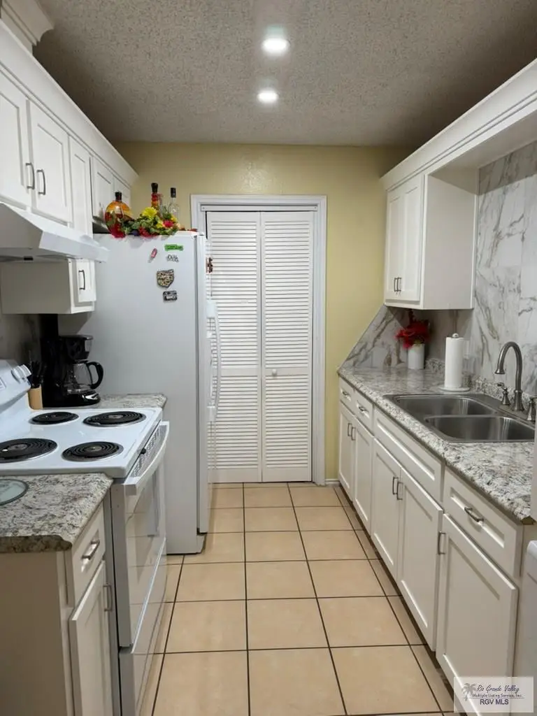 2674 Paris St., Brownsville, TX 78520 - #2