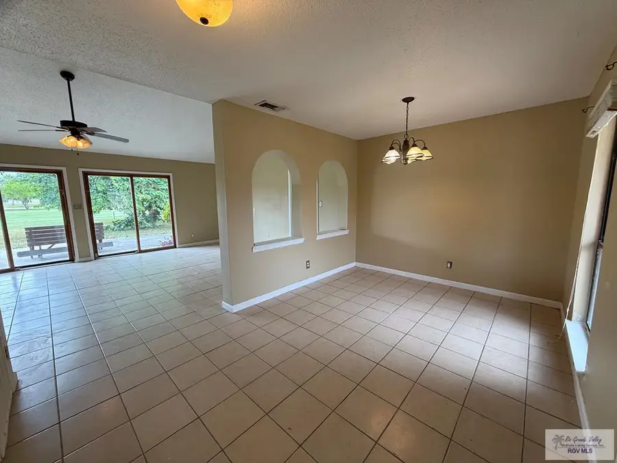 517 Zapata Ave., Rancho Viejo, TX 78575 - #2