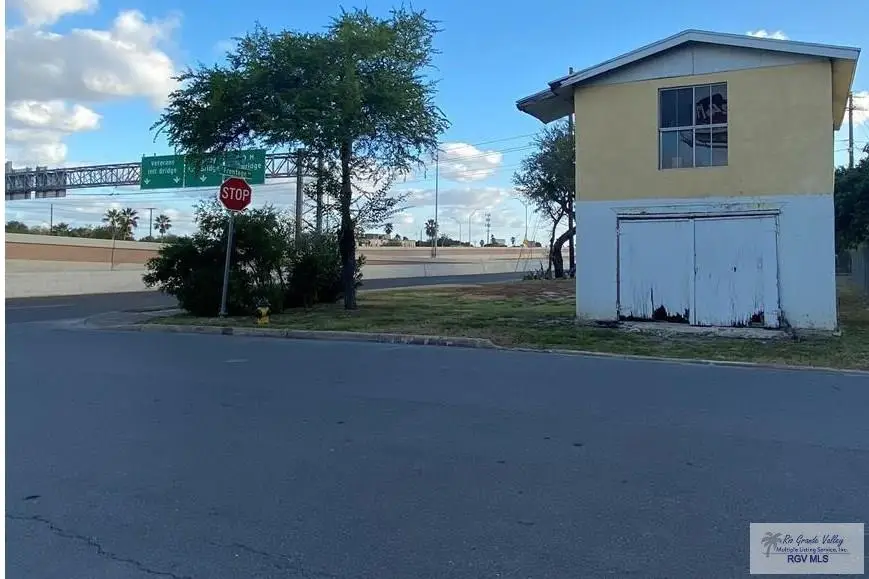 24 Juarez St #3, Brownsville, TX 78521 - #2
