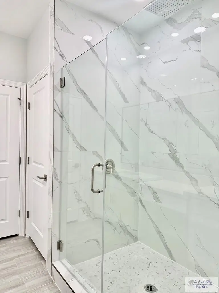7005 Heliconia Dr, Brownsville, TX 78521 - #2