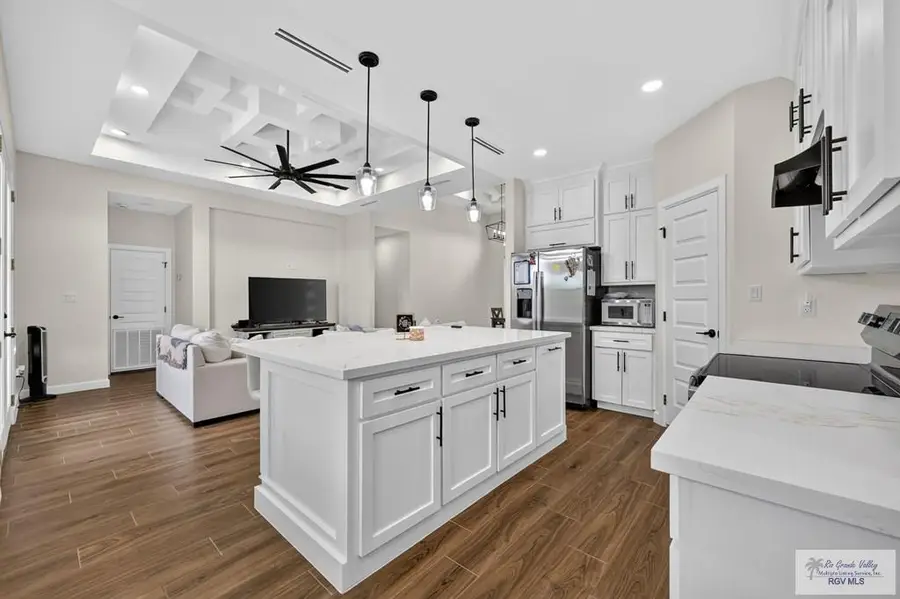 7033 Heliconia Dr, Brownsville, TX 78520 - #3