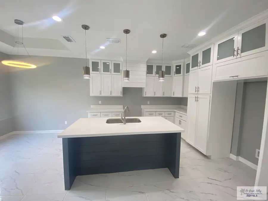 6160 Dakota Garden Cir, Brownsville, TX 78521 - #2