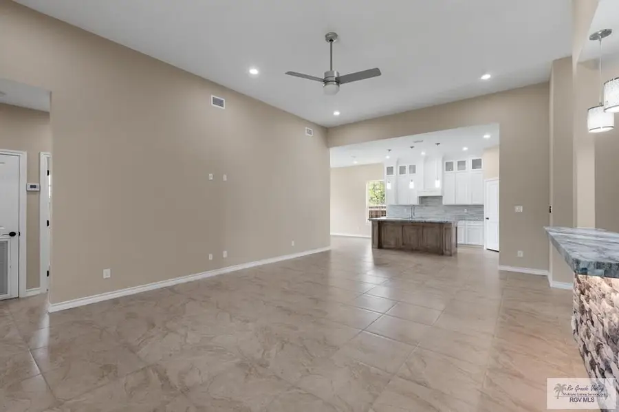 2402 S Christian Cir, Harlingen, TX 78550 - #3