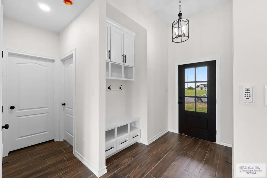 33610 Tejon Rd, Los Fresnos, TX 78566 - #2