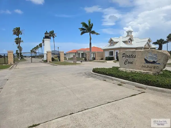 207 Annie Bonnie Dr, PORT ISABEL, TX 78578