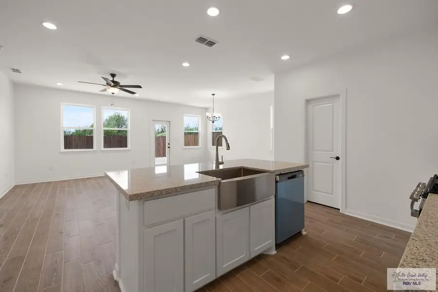 3353 Kings Ct., Harlingen, TX 78550 - #2