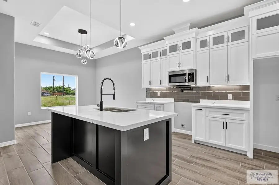 38438 Walker St #14, Brownsville, TX 78521 - #3