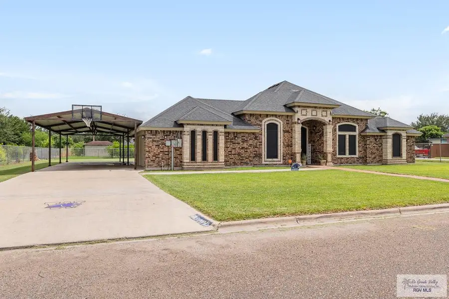 2701 Las Nubes Dr., Weslaco, TX 78599 - #2