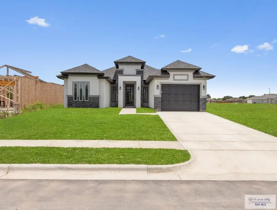 300 Liberty Cir, San Benito, TX 78586 - #2