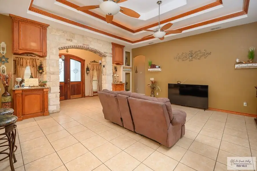 4403 Mesquite Ave., Lyford, TX 78569 - #3