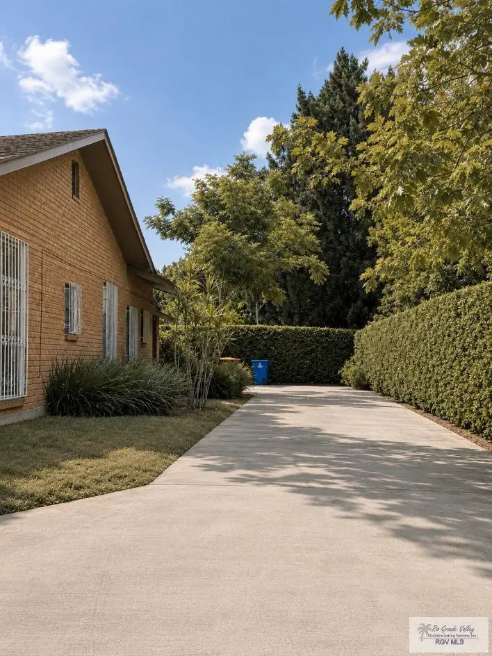 8 Summit Ct, Brownsville, TX 78521 - #2