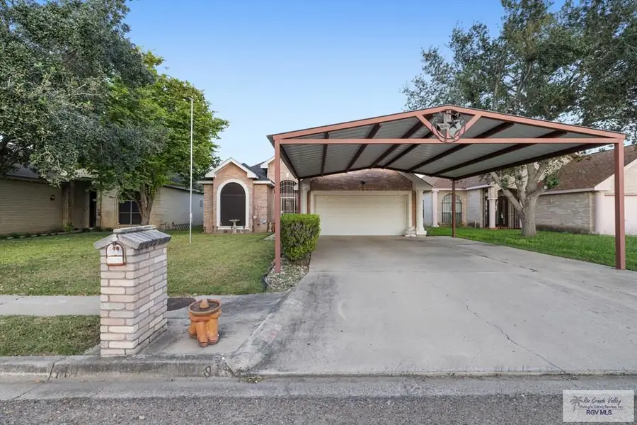 1409 La Ciniega Dr., Weslaco, TX 78596 - #2