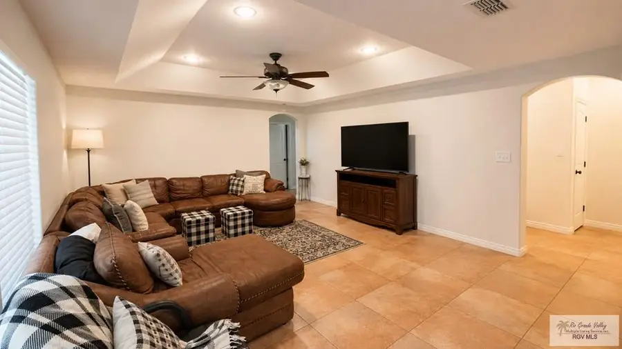 705 Harris Rd, Rio Hondo, TX 78583 - #2