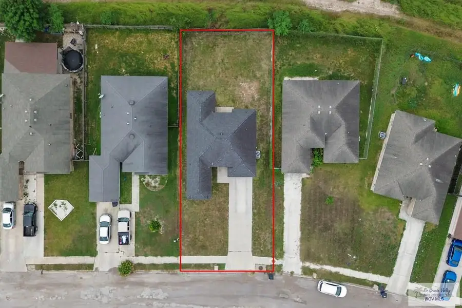 825 Alexandria Ave., Mercedes, TX 78570 - #3