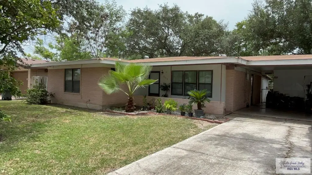 2018 E Bowie Ave., Harlingen, TX 78550 - #1