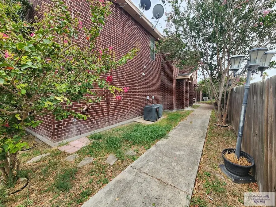 809 26th St., Harlingen, TX 78550 - #2