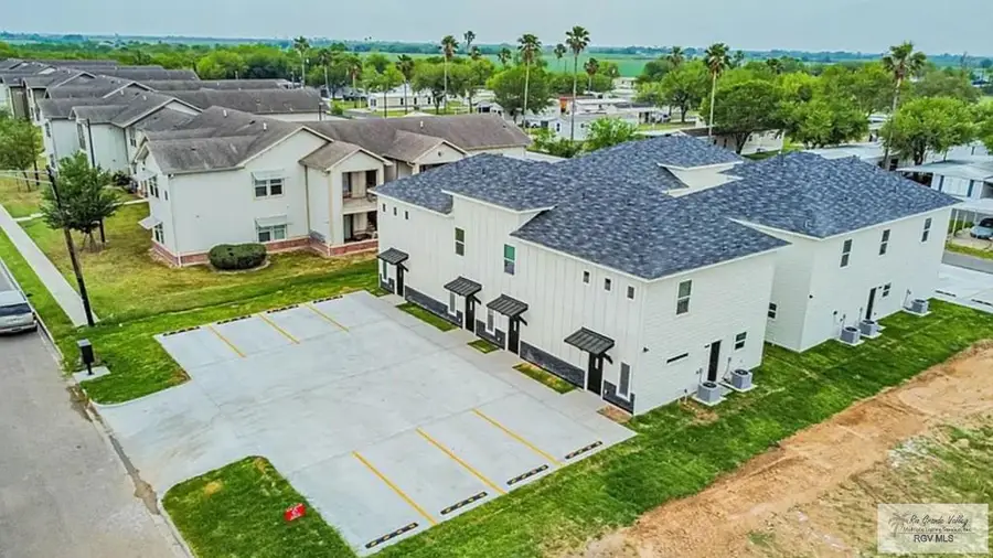 200 & 300 Cub Cir, La Feria, TX 78559 - #2